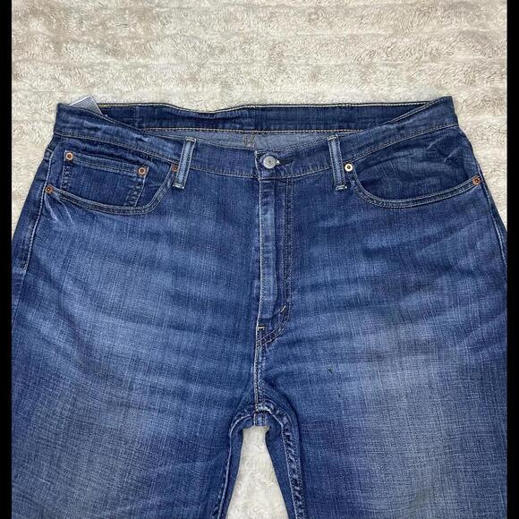 Levi's 514 Straight Fit jeans Size 38x32 - Picture 2 of 9